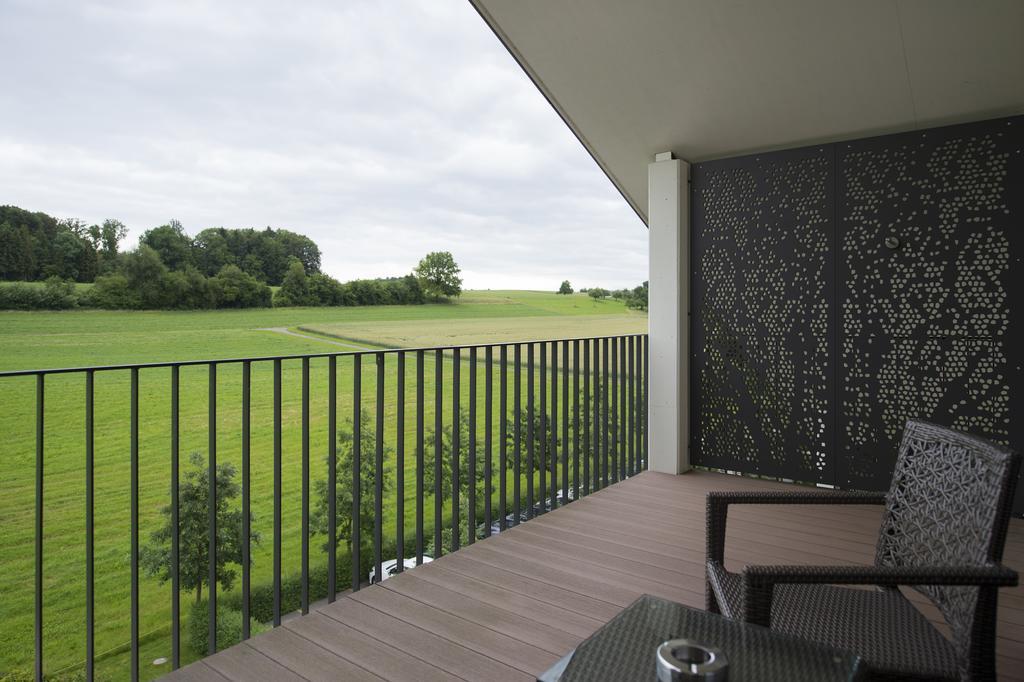 Small Luxury Hotel Wellnesshotel Golfpanorama Lipperswil Exterior photo