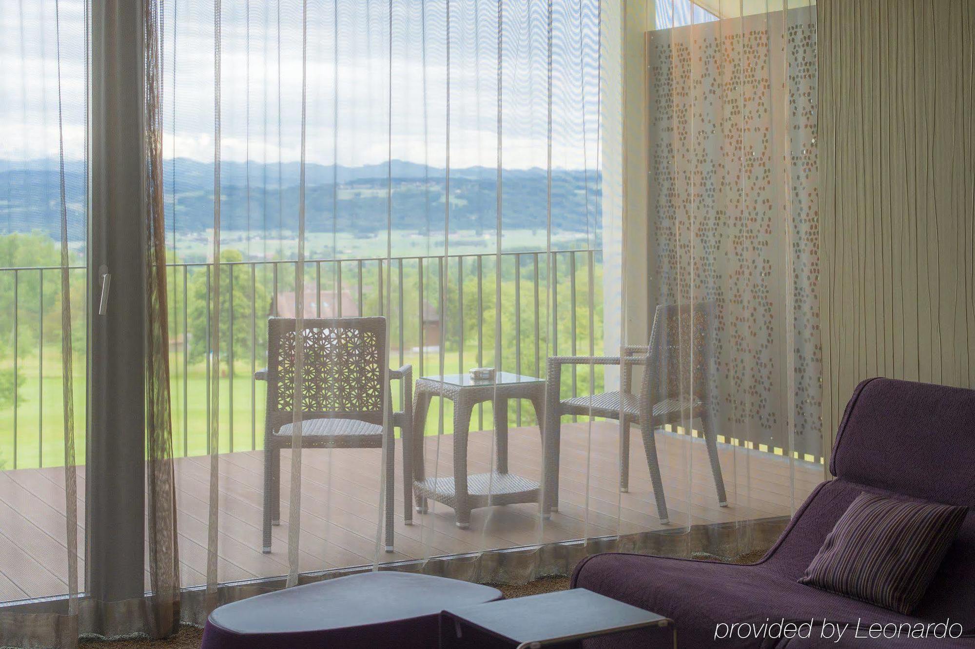 Small Luxury Hotel Wellnesshotel Golfpanorama Lipperswil Exterior photo